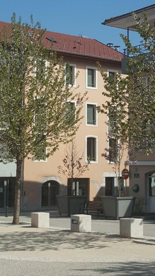 Hotel Du Rhone Сейсел Екстериор снимка
